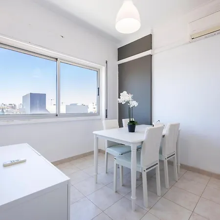 Incredible View - T2 Ribeirinha Apartment Portimão