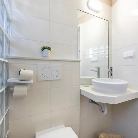 Incredible View - T2 Ribeirinha Apartment